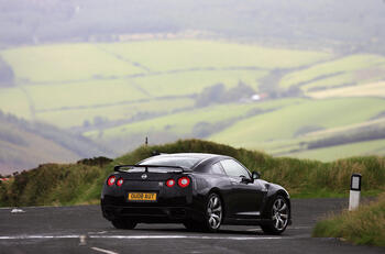 Could a car beat the outright lap record for the Isle of Man TT course?